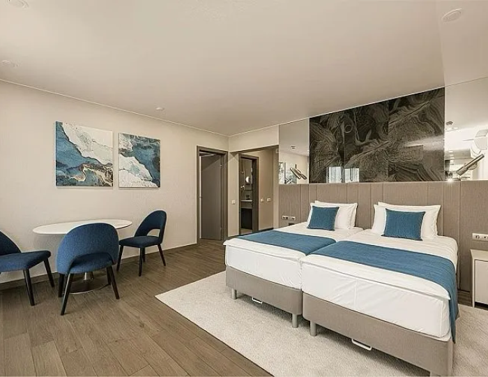 Полулюкс - Lavicon Hotel Fregat / Лавикон Отель Фрегат Адлер